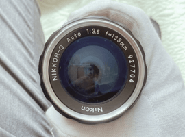 Nikon：レンズ／Nikon：交換レンズ付きボディなど2点