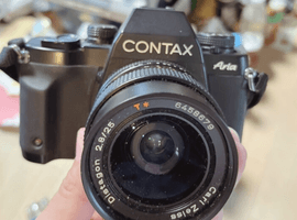 CONTAX：交換レンズ付きボディ／Canon：交換レンズ付きボディなど2点