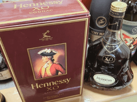 ブランデー：Hennessy（XO クリアボトル）／ブランデー：REMY MARTIN（XOスペシャル 旧クリアボトル）など6点