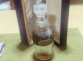 ウイスキー：NIKKA（フォーチュン80）／ブランデー：CAMUS（ナポレオン ヴィエイユリザーブ）など3点