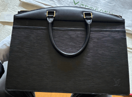 LOUIS VUITTON / エピなど2点