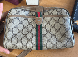 GUCCI / GGスプリーム / 89 02 / 状態ランク：Bなど2点
