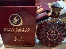 ブランデー/REMY MARTIN:XO スペシャル 現行 クリアボトル(状態ランク:D)など3点