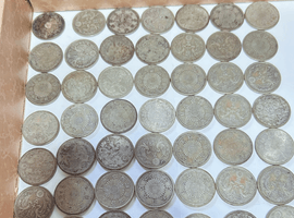 小型50銭銀貨など古銭類