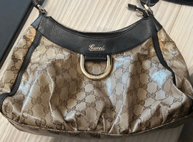 GUCCI / 265692 / 状態ランク：Bなど2点