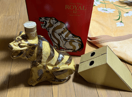 ウイスキー/Suntory:ローヤル 12年 干支ボトル 寅 陶器(状態ランク:A)など10点
