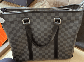 LOUIS VUITTON / ダミエ グラフィット / タダオ PM / N41259 / 状態ランク：ABなど7点