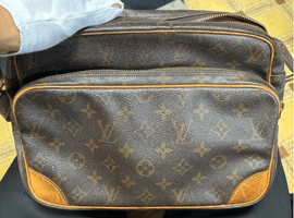 LOUIS VUITTON / モノグラム / ナイル / M45244 / 状態ランク：ABなど3点（宮城県仙台市若林区・出張買取）｜ブランド品の高価買取なら【バイセル】