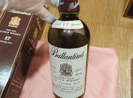 ウイスキー：Ballantines（17年）／ウイスキー：Dimple（15年）など10点