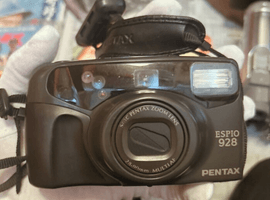 PENTAX：ボディ／Canon：交換レンズ付きボディなど4点