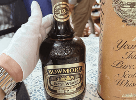 ウイスキー：BOWMORE（12年 ダンピーボトル）／ウイスキー：Suntory（古樽仕上 ピュアモルト ウイスキー 1991）など4点