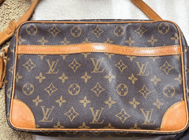 LOUIS VUITTON / モノグラム / トロカデロ 30 / M51272 / 状態ランク：Bなど2点