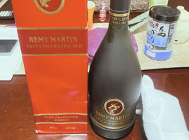 ブランデー：REMY MARTIN（ナポレオン エクストラ オールド）／ブランデー：CAMUS（XO ロングネック）など3点