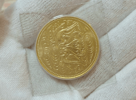 10万円金貨（御在位）など古銭類