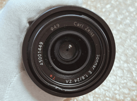 SONY：Sonnar T* E 24mm F1.8 ZA SEL24F18Z／SONY：NEX-6 パワーズームキット NEX-6L ブラックなど3点