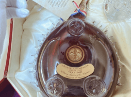ブランデー：REMY MARTIN（ルイ13世 ベリーオールド）／ウイスキー：Ballantines（30年 ベリーオールド 赤キャップ 青旗）など2点