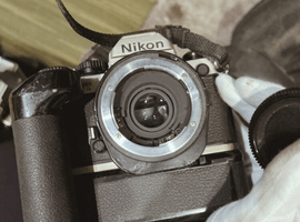 Nikon：ボディ／Nikon：ボディなど2点