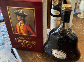 ブランデー：Hennessy（XO 金キャップ グリーンボトル）／ブランデー：Suntory（インペリアル ホヤクリスタル）など2点
