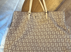 FENDI / トートバッグ / 8BH133 / 状態ランク：ABなど4点