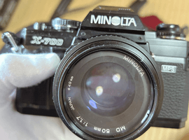 MINOLTA：交換レンズ付きボディ／PENTAX：ボディなど4点
