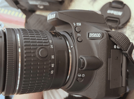 Nikon：D5600 18-55 VR レンズキットなど4点