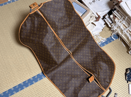 LOUIS VUITTON / モノグラム / ウスポルトアビ / M23434 / 状態ランク:Bなど3点