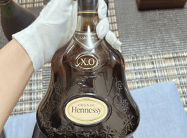 ブランデー：Hennessy（XO グリーンボトル）／ブランデー：CAMUS（ナポレオン ブック フランス革命 陶器 ブック型陶器）など3点