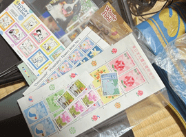 特殊切手「東日本大震災寄附金付郵便切手」/グリーティング切手「スヌーピー」など