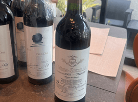 ワイン／Bodegas Vega Sicilia：ウニコ 2003_状態ランク：Bなど13点（兵庫県西宮市・出張買取）｜お酒の高価買取なら【バイセル】