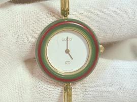 GUCCI / チェンジベゼル / 11/12 / 状態ランク：Bなど2点