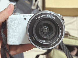 SONY:α5100 パワーズームレンズキット ILCE-5100L ホワイトなど6点