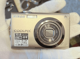 Nikon：ボディ／Nikon：ボディなど5点