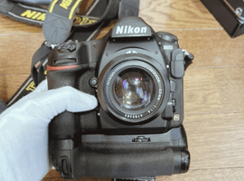 RICOH：ボディ／Nikon：レンズなど7点