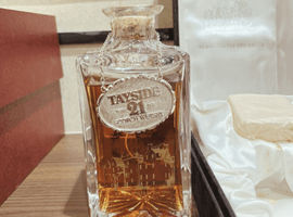 ウイスキー：TAYSIDE（21年）／ブランデー：REMY MARTIN（VSOP 旧旧）など3点