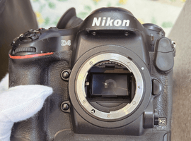Nikon：D4 ボディ／Nikon：AF-S DX Micro NIKKOR 40mm F2.8Gなど7点（秋田県秋田市・出張買取）｜カメラの高価買取なら【バイセル】
