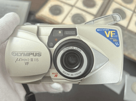 OLYMPUS：μ II 115VF ミュー／Panasonic：デジタルハイビジョンビデオ HC-V480MS-W ホワイトなど2点