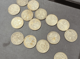 小型50銭銀貨など古銭類