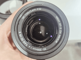 Nikon：レンズ／Nikon：交換レンズ付きボディなど4点