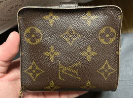 LOUIS VUITTON / モノグラム / コンパクトジップ / M61667 / 状態ランク:Bなど3点