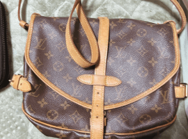 LOUIS VUITTON / モノグラム / ソミュール 30 / M42256など4点