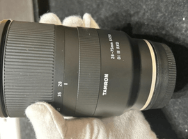 TAMRON：レンズ／SONY：ボディなど2点
