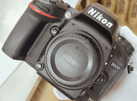 Nikon：D600 ボディなど3点