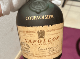 ブランデー：COURVOISIER（ナポレオン 旧ボトル）など4点
