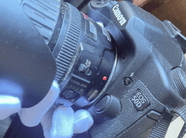 Canon：EOS 50D + EF 28-135mm F3.5-5.6 IS USM／SONY：レンズなど3点