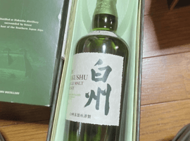 ウイスキー：Suntory（白州 ノンエイジ シングルモルト）／ブランデー：REMY MARTIN（XOスペシャル 旧クリアボトル）など10点