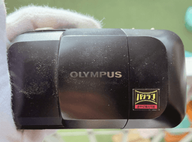 OLYMPUS：ボディ／MINOLTA：ボディなど5点