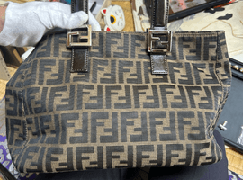 FENDI / ズッカ ハンドバッグ / 26693 / 状態ランク：ABなど2点