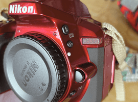 Nikon：D5300 ボディ レッドなど3点