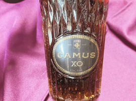 ブランデー：CAMUS（XO ロングネック）／ブランデー：COURVOISIER（ナポレオン 旧）など8点