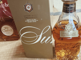 ウイスキー：Suntory（エクセレンス）／ブランデー：COURVOISIER（XO グリーンボトル）など10点